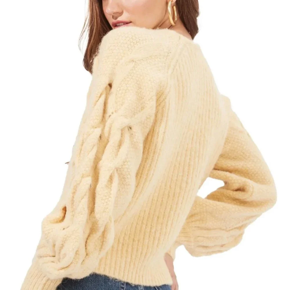 ASTR the Label Lizette Sweater